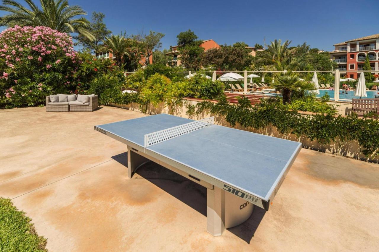 Residence Pierre & Vacances Premium Les Calanques Des Issambres Les Issambres Exterior photo